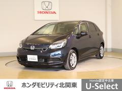 フィット e:HEVホーム 前後誤発進抑制機能 クリソナ 助手席エアバッグ 運転席エアバッグ アイドリングストップ LEDライト USB接続 バックカメラ ABS サイドエアバッグ オートクルーズコントロール 中古車画像