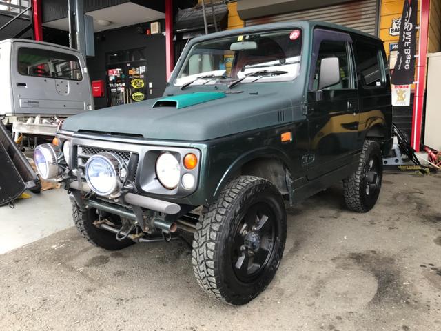 ジムニー スズキ ランドベンチャー ４ｗｄ ターボ ５ｍｔ リフトアップ 背面タイヤ 大型フォグランプ ボンネット ルーフチッピング塗装 後部座席無し 社外ハンドル オーディオ ｅｔｃ 茨城県 ランドベンチャー ４ｗｄ ターボ ５ｍｔ リフトアップ 背面タイヤ 大型