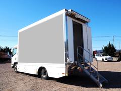 エルフトラック  ワイド超ロング パネルバン/アルミバン イベント車両向け 直下型アウトリガー ターボ150馬力 スムーサー(2ペダル) 積載500kg アイドリングストップ ナビ ETC 中古車画像