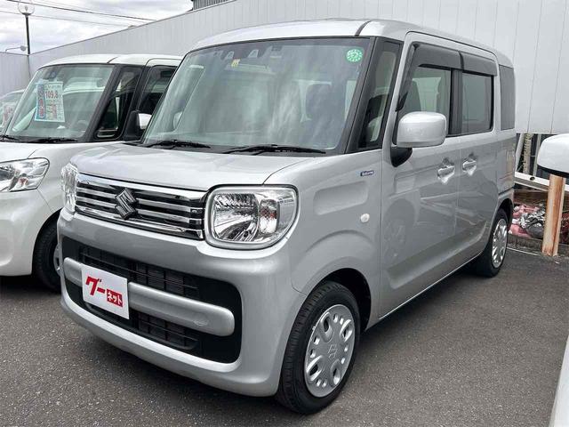 安心ナビ付♪初めての道でも迷うことなくエスコート！ ベンチシート　ＣＶＴ　盗難防止システム　ＡＢＳ　ＥＳＣ　ＣＤ　ＵＳＢ