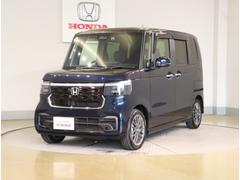 N-BOXカスタム ターボ イモビライザー 衝突被害軽減 ベンチシート キーフリー Pセンサー ESC パワステ DVD再生 両席エアバック サイドエアバッグ ターボ車 USB接続 Aライト スマキー パワーウィンドウ 中古車画像