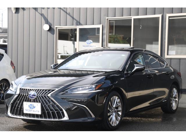 LEXUS ES ES300H VERSION L Best Japan Spec Recon Car for Import Malaysia