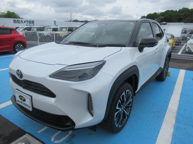 ハイブリッドＺ　アラウンドビューカメラ　電動ミラー　車線逸脱防止　シートヒータ　Ｂｌｕｅｔｏｏｔｈオーディオ　コーナーセンサー　ＥＴＣ２．０　Ｒカメラ　フロントカメラ　ＵＳＢ入力　キーフリー　衝突安全ボディ　Ａライト