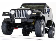 クライスラー・ジープ　ジープ・ラングラー　サハラ　４ＷＤ　ハードトップ　リフトアップ