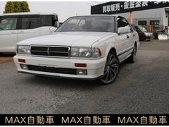 グロリア グランツーリスモ 中古車画像