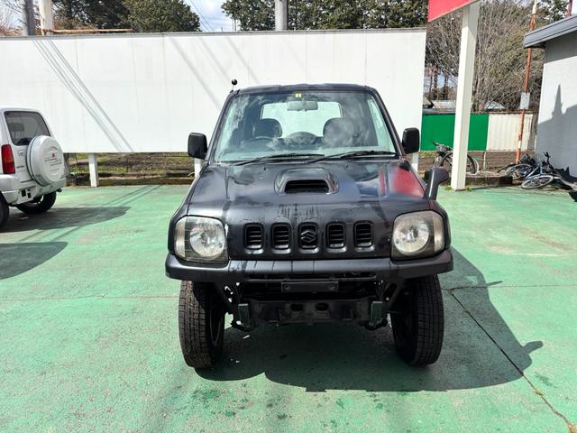 　ＭＴ５速　４ＷＤ　パワステ　エアコン