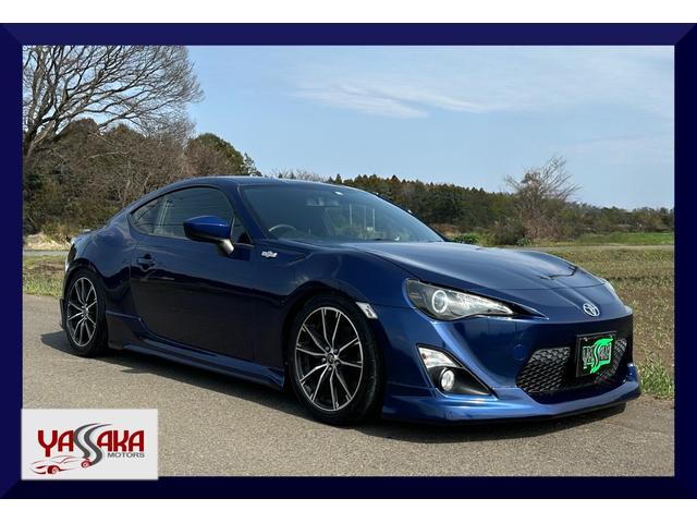 ８６ ＧＴ　キーレスエントリー　プシスタート　車高調　社外ヘッドライト　Ｆｕｌｌ　Ａｅｒｏ　Ｎａｖｉ　ＡＭ／ＦＭ／ＣＤ／Ｂｌｕｅｔｏｏｔｈ（1枚目）