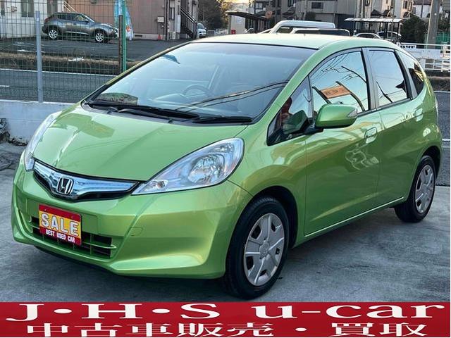 スマートセレクション　ハイブリッド　ドライブレコーダー　ＥＴＣ　ナビ　ＴＶ　オートクルーズコントロール　ＨＩＤ　スマートキー　電動格納ミラー　ＣＶＴ　盗難防止システム　衝突安全ボディ　ＣＤ　ＤＶＤ再生　ＵＳＢ　ＡＢＳ