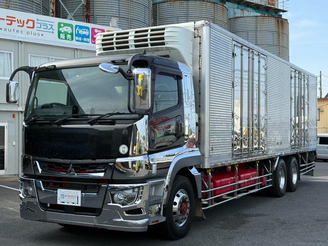 冷凍冷蔵車　デンソー製冷凍機　マイナス３２度設定　スタンバイ付　北海道車体　床素材：キーストン　荷箱内寸：長さ９３７ｃｍ幅２２９ｃｍ高２３３ｃｍ　ダブルサイド観音扉（幅２０８ｃｍ高さ２１６ｃｍ）　アルミホイール