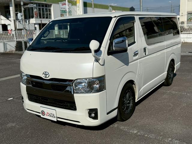 バックカメラ付！あなたの駐車をサポート☆ ＣＤ　ＤＶＤ再生　ＵＳＢ　Ｂｌｕｅｔｏｏｔｈ　１００Ｖ電源　エアコン