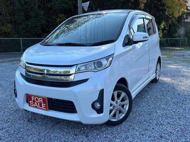 ｅＫカスタム(三菱) 　ＥＴＣ　バックカメラ　ナビ　ＴＶ　スマートキー　アイドリングストップ　電動格納ミラー　ベンチシート　ＣＶＴ　ＣＤ　ミュージックプレイヤー接続可　アルミホイール　エアコン　パワーステアリング 中古車画像
