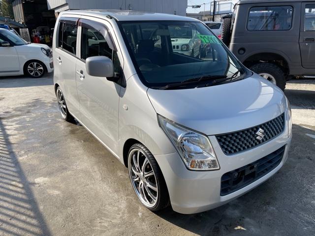 スズキ ワゴンｒｆｘ ローダウン 社外アルミホイール１７インチ クリーニング済の中古車 10 平成22 年式 走行2 2万キロ 車体色シルバー 群馬県太田市泉町１３２８ ６ ｓｈｏｉｔｉ ｍｏｔｏｒｓ ショーイチ モータースの在庫 グーネット中古車