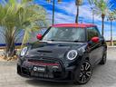 ＭＩＮＩ ジョンクーパーワークス　ジョンクーパーワークストリム　Ａｐｐｌｅ　Ｃａｒｐｌａｙ・インテリジェントセーフティ・パーキングアシスト・前後クリアランスソナー・バックカメラ・Ｂｌｕｅｔｏｏｔｈオーディオ・シートヒーター・禁煙車（1枚目）