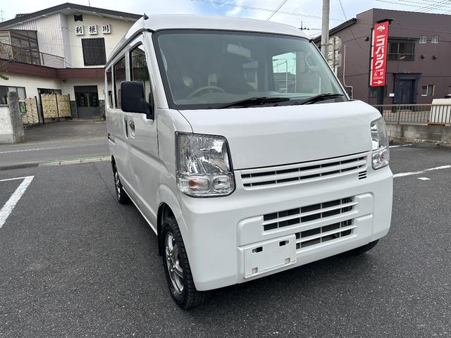 ＮＶ１００クリッパーバン(日産) ＤＸ　禁煙車両　助手席エアバック　キーレスキー　パワステ付き　運転席エアバック　エアコン 中古車画像