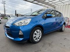 アクア S 買取車 ワンオーナー 車検令和9年10月 スペアキー 記録簿 ナビ フルセグ(走行中視聴可) バックカメラ ETC BLUETOOTH 純正バイザー 中古車画像