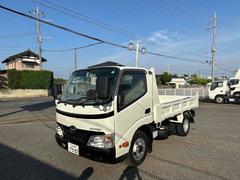 日野　デュトロ　　トラック　ダンプ　積載量２０００ＫＧ