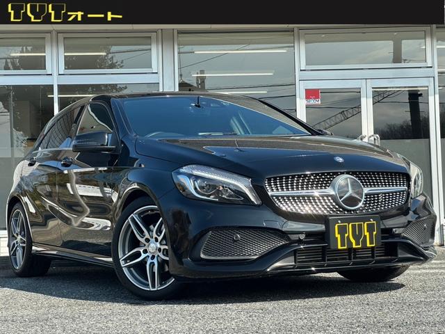 Ｗ１７６後期型入庫です！人気のコスモスブラック！ 黒半革！純正ＨＤＤナビ・地デジ・Ｂカメラ！１８インチＡＷ！禁煙車！