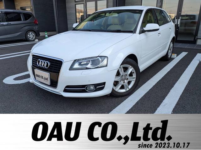 Ａ３(アウディ) スポーツバック１．４ＴＦＳＩ　純正ナビ／ワンセグ／バックカメラ／本革シート／純正１６インチアルミホイール／ヘッドライトＨＩＤ／オートエアコン／キーレス／ 中古車画像
