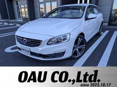 V60 D4 ダイナミックエディション 純正ナビ/Bカメラ/本革シート/純正19インチアルミホイール/LED/オートエアコン/キーレス/ 中古車画像