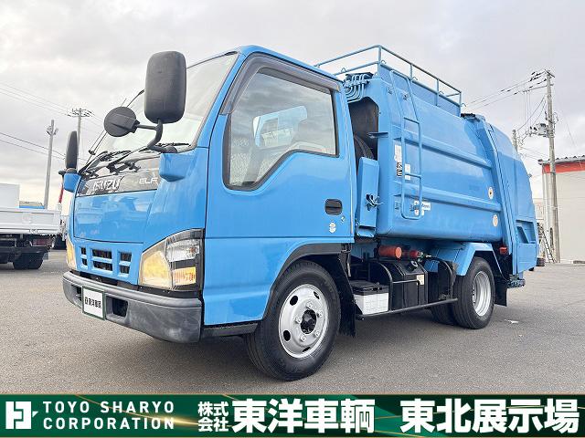 １３７９９［塵芥車］　Ｈ１７　エルフ　新明和製 プレス式　容量４．２立米　連続スイッチ＆汚水タンク　積載２ｔ