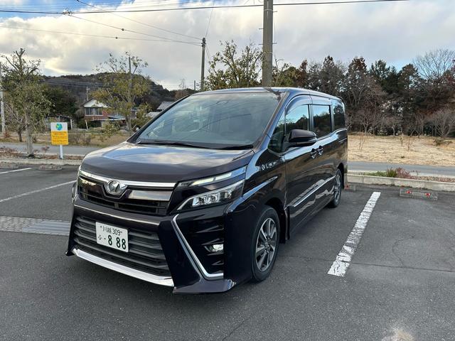 ヴォクシー(トヨタ) ＺＳ　７人乗り　純正ナビ 中古車画像