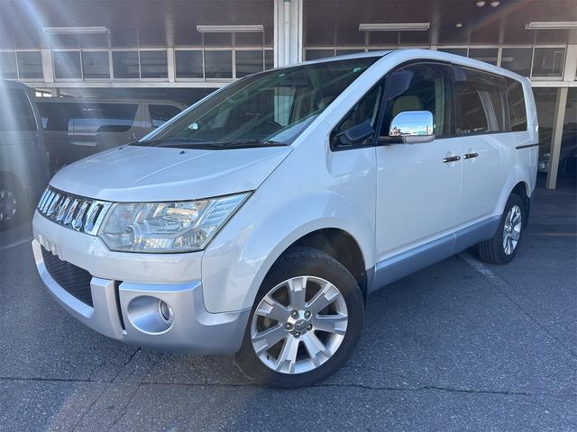 バックカメラ付！あなたの駐車をサポート☆ ＤＶＤ再生　盗難防止システム　衝突安全ボディ　ＡＢＳ　ＥＳＣ　エアコン