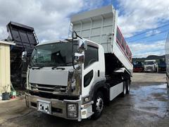 ギガ  中古車画像