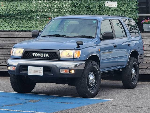 ハイラックスサーフ(トヨタ) 　カスタムペイント／ナローボディ仕様／１６インチＡＷ＆オールテレーンタイヤ（ＢＦグットリッチ） 中古車画像