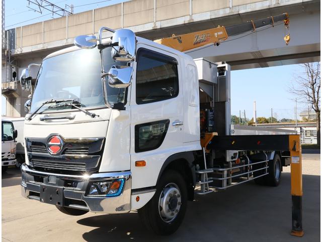 ４段　ラジコン付　差し違いアウトリガー　アルミ平　ＡＴ車　タダノ　フックイン　ラジコン　警報仕様　ブーム、アウトリガー格納忘れ警報装置付　トランテックス　ロープ穴６対　引出しフック１４対　丸カンフック１対　荷台長５，４９０ｍｍ　積載７．１ｔ　プロシフト