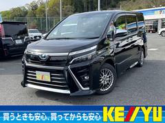 トヨタ　ヴォクシー　ハイブリッドＺＳ煌　特別仕様車　フリップダウンモニター後期型　純正９型ナビ