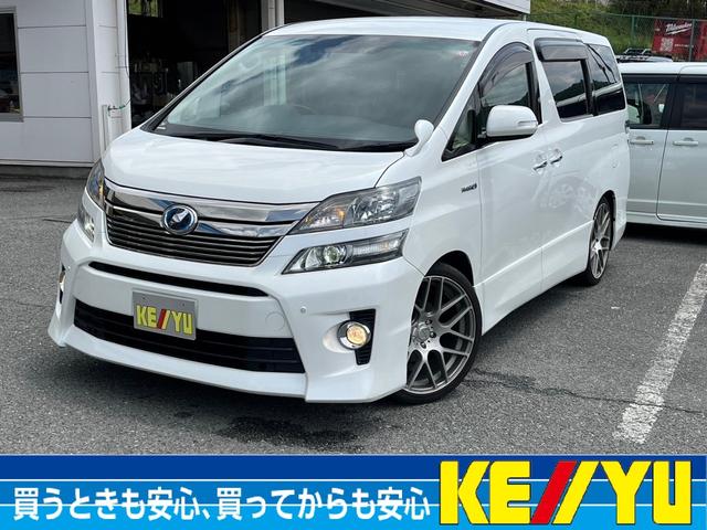 トヨタ ＺＲ　禁煙　４ＷＤ　純正８型ナビＴＶ　フリップダウンモニター　ＤＶＤ　ブルートゥース　バックカメラ　ＥＴＣ　ウッドハンドル　前後ドラレコ　パワーバックドア　ＴＶキット　コーナーセンサー　両側自動スライドドア　社外２０インチアルミ＋純正アルミ付　ＨＩＤオートライト