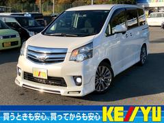 ノア Si 禁煙車 社外9型メモリーナビ ブルートゥース バックカメラ ドラレコ ETC パドルシフト スマートキー サイドバイザー 電格ミラー HID フォグ アームレスト 革ステアリング オートAC シガソケ 中古車画像