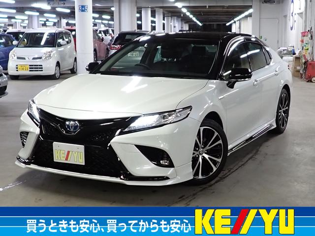 トヨタ カムリ ＷＳレザーパッケージ　ＴＲＤフルエアロ＆マフラー　ナビキット＆８型ディスプレイオーディオ　ＥＴＣ２．０　本革電動シート　シートヒーター　セーフティセンス　ＢＳＭ　バックカメラ　Ｂｌｕｅｔｏｏｔｈ　フルセグＴＶ　純正１８ＡＷ