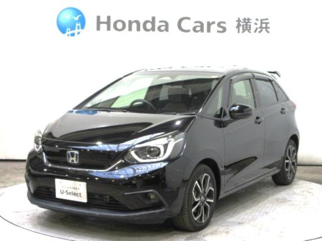 フィットｅ：ＨＥＶ・ホンダセンシング装備車です！ １年間の保証付き、点検整備付きで安心してお乗りいただけます。