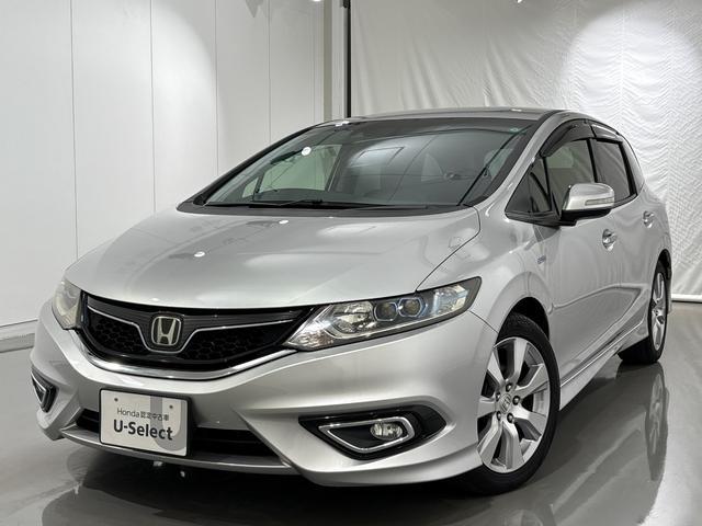 ジェイド(ホンダ) ハイブリッドＸ　純正メモリーナビ　フルセグＴＶ　バックカメラ　ホンダセンシング　サイドカーテンエアバック　ＥＴＣ　ドラレコ　アルミホイール　スマートキー　ドライブレコーダ　スマキー　地デジフルセグ　踏み間違い防止装置 中古車画像