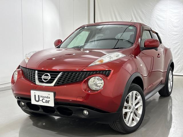 ジューク(日産) １５ＲＸタイプＶ　純正ＨＤＤナビ　フルセグＴＶ　スマートキー　ＥＴＣ　ＤＶＤ再生　アルミホイール　禁煙車両　助手席エアバッグ　エアコン　運転席エアバッグ　盗難防止　パワーステアリング　ＡＢＳ　インテリジェントキー 中古車画像