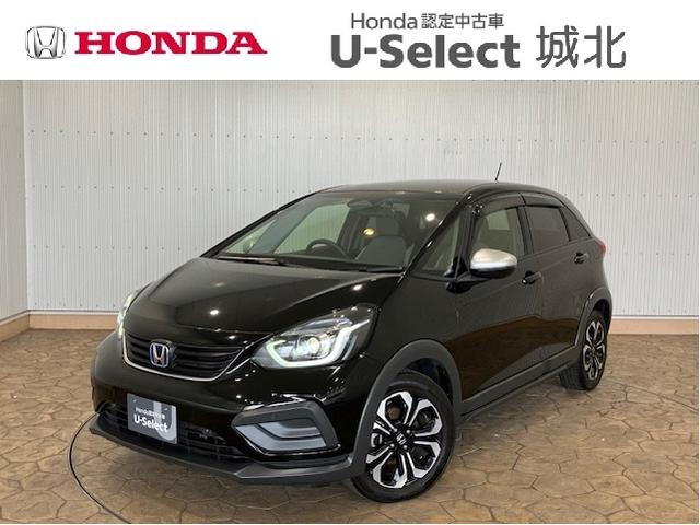 フィット ｅ：ＨＥＶクロスター　レンタアップ　ホンダセンシング　ホンダコネクトディスプレイ　アルミホイール　フルセグＴＶ　Ｂｌｕｅｔｏｏｔｈ対応　衝突回避システム　フルオートエアコン　ＬＥＤランプ　エアバッグ　サイドエアバック（1枚目）