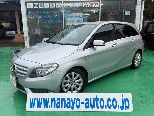 人気のベンツB180入庫しました!衝突軽減ブレーキ!純正ナビFRドラレコ