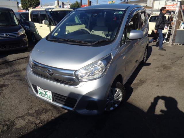 ファミリー向けのお買い得車他にも多数展示中！ リアに軽微な修復。お手頃なプライスの軽自動車、多数在庫しています！