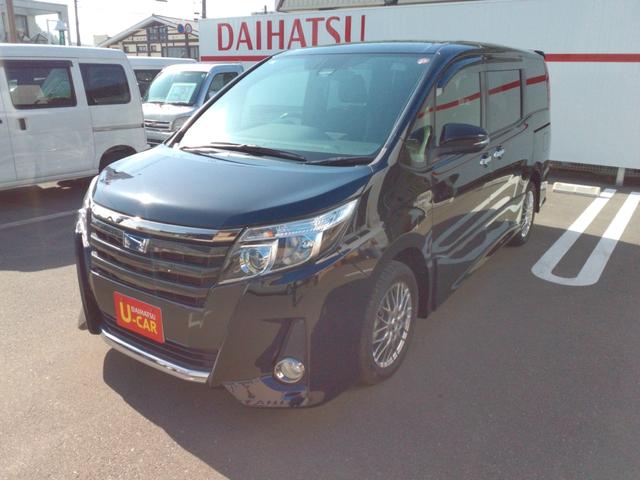 純正ナビ＆バックモニター付きで車庫入れも安心です！ 後席用モニター付きでご旅行も楽しめます！両側電動スライドドア付きで楽々！