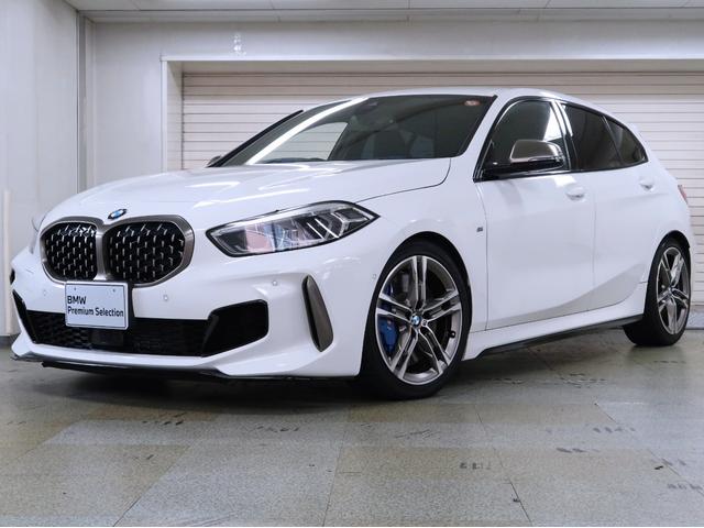 １シリーズ ｂｍｗ ｍ１３５ｉ ｘｄｒｉｖｅ ｂｍｗ認定中古車 ２年保証付 デビューパッケージ ｍスポーツシート ｍシートベルト アダプティブサスペンション ワイヤレスチャージング 新品タイヤ４本 １８ａｗ 東京都 ｍ１３５ｉ ｘｄｒｉｖｅ ｂｍｗ認定中古車 ２年