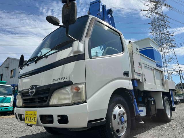 電工仕様高所作業車　地上高９．９ｍ　２年車検 タダノ製ＡＴ－１００ＴＴＥ　ＦＲＰバケット　タイヤ山８分
