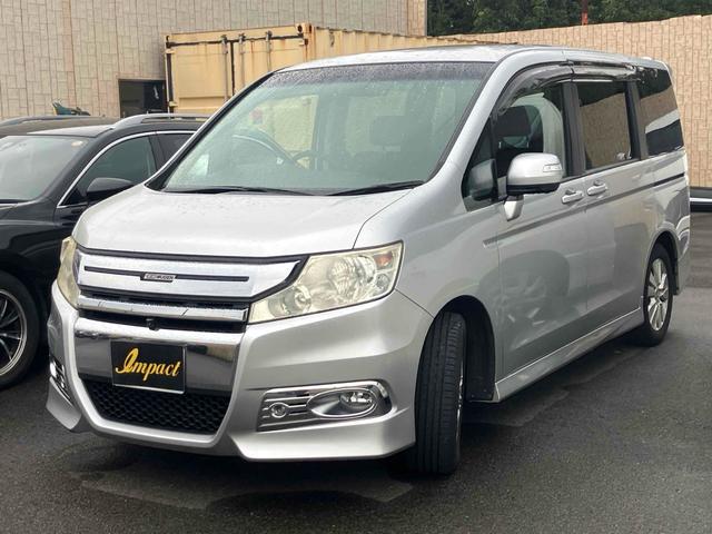 無限グリル　フロア板張り　地デジテレビ　全周カメラ付 過走行ですが、内外装良好車！リアモニター付　初心者や女性に！両側パワスラ