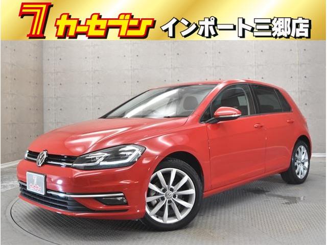 ＴＳＩコンフォートライン　テックエディション　アダクティブクルーズコントロール　ディスカバープロナビ　デジタルメーター　衝突軽減ブレーキ　外部接続オーディオ　フルセグＴＶ　ＬＥＤヘッドライト　オートオールドブレーキ　スマートキー