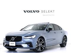 ボルボ　Ｓ９０　リチャージアルティメットＴ８　ＡＷＤプラグインＨＶ　２０２３モデル　ＰＨＥＶ