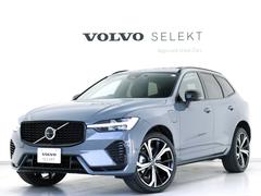 ボルボ　ＸＣ６０　リチャージアルティメトＴ６ＡＷＤプラグインハイブリド　ＰＨＥＶ　４ＷＤ　電動パノラマサンルーフ