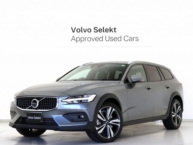 ２０２０年モデル　Ｖ６０ＣＣ　Ｔ５　ＡＷＤ　Ｐｒｏ ｈａｒｍａｎ／ｋａｒｄｏｎ　シートヒーター　１９ＡＷ　パワーテールゲート