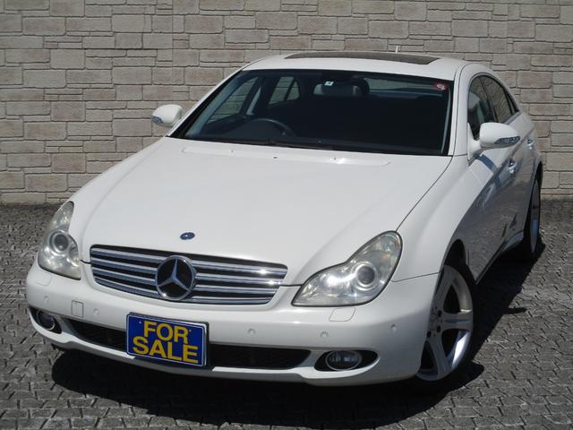 CLS350 黒革シート サンルーフ ワンオーナー ナビ(1枚目)