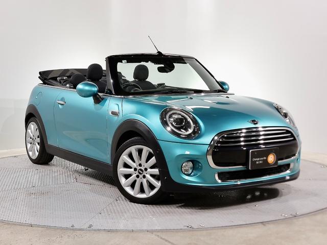 ＭＩＮＩ(ミニ) 禁煙車　シートヒーター　純正ナビ　衝突軽減ブレーキ　前後障害物センサー　パーキングアシスト　バックカメラ 中古車画像