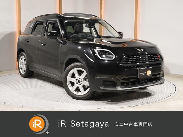ＭＩＮＩ カントリーマンＳオール４　クラシック・トリム　サンルーフ　ベスキン／クロスシート　シート＆ハンドルヒーター　電動シート　バックカメラ　パーキングアシスト　前後障害物センサー　ヘッドアップディスプレイ　ＡｐｐｌｅＣａｒＰｌａｙ　ＥＴＣ２．０　整備付（1枚目）
